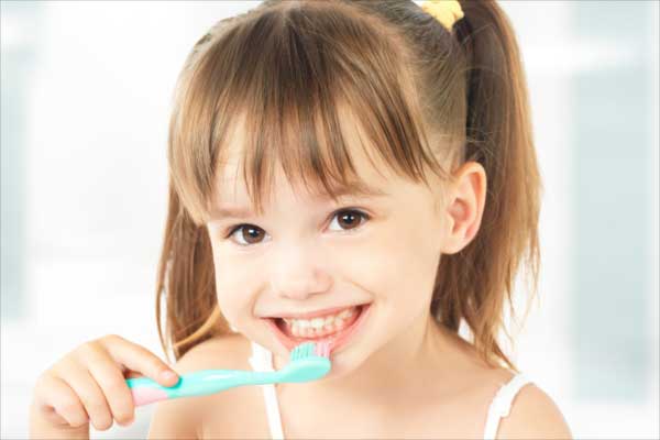 お子さまの大切な歯を守るために～小児歯科治療～